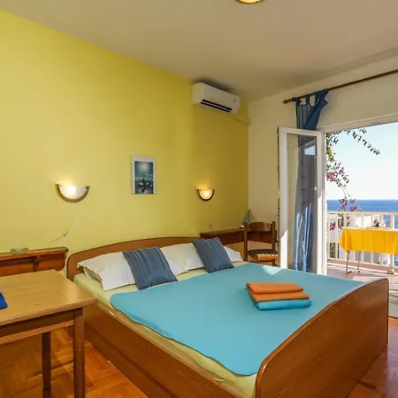 And Marlene Apartment