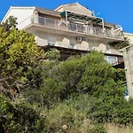 And Marlene Apartman Milna